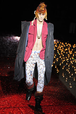 John Galliano / - 2009-2010